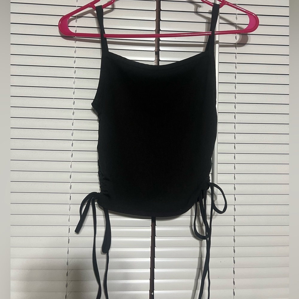 Women’s Medium Black Tank Top